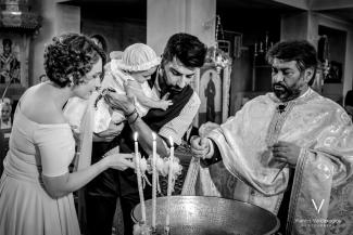 Φωτογράφιση βάπτισης - Γιάννης Βαρδαξόγλου - Φωτογραφία - Apolis - Πετρούπολη