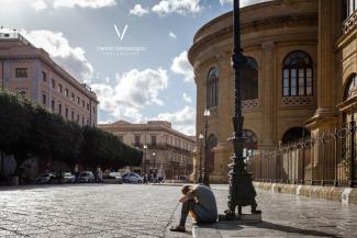 Street photography - Yiannis Vardaxoglou - Palermo - Italy