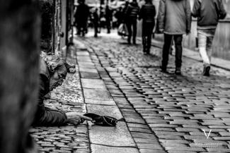 Street photography - Yiannis Vardaxoglou - Photography - Prague